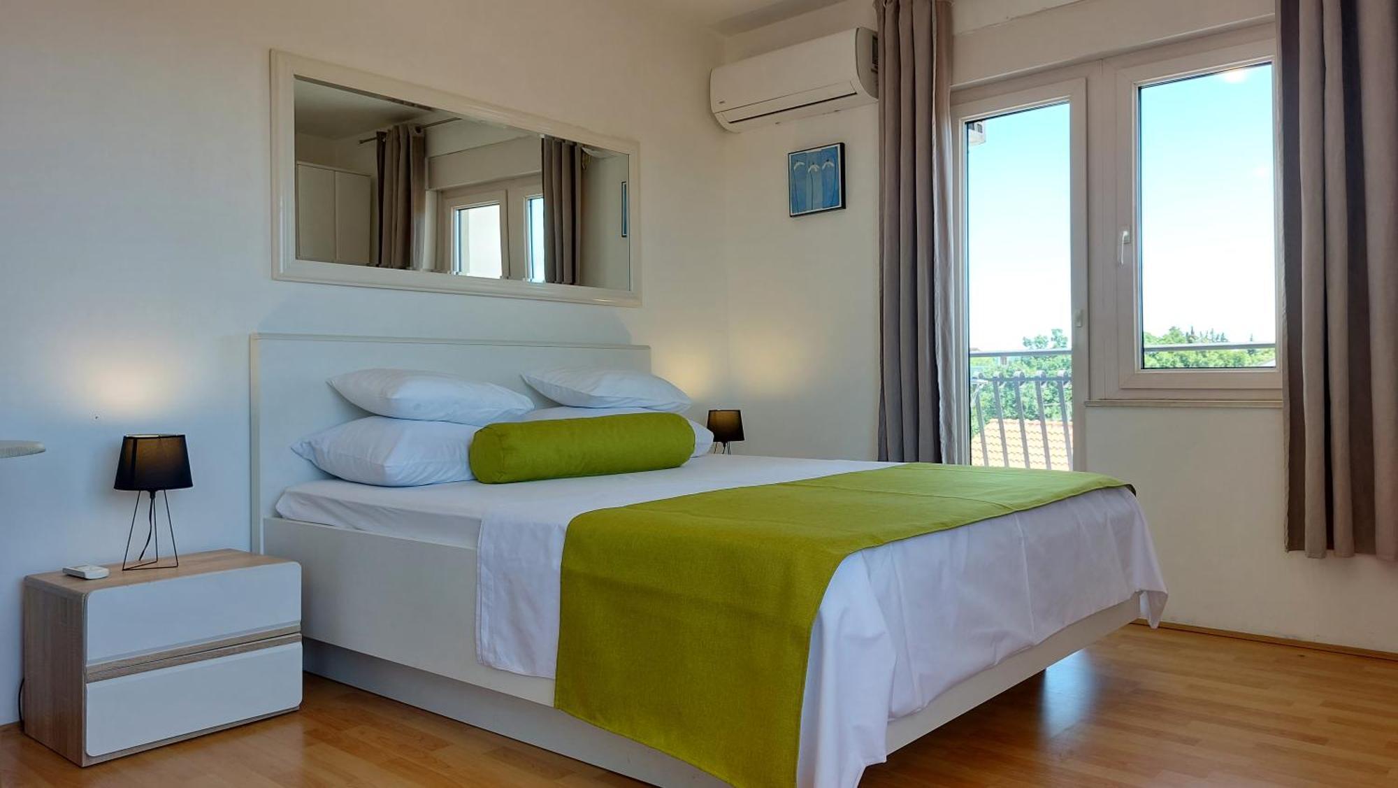 Sea Side Apartments Vodice Exterior foto